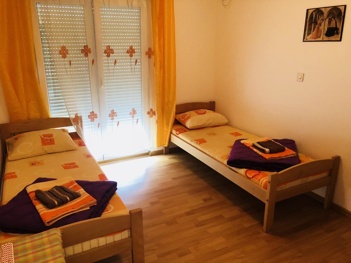 Villa Polonia Мостар Екстериор снимка